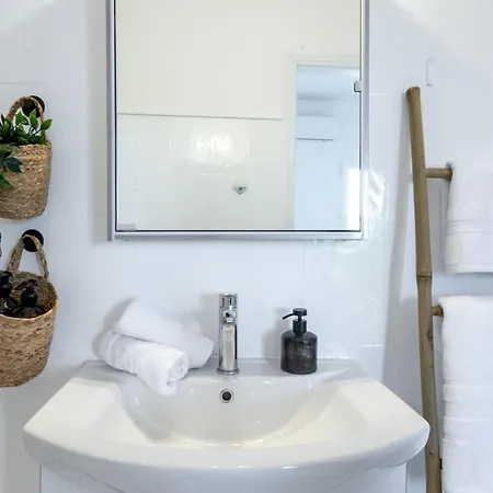 Eraora Lofts & Kefalonia Lakíthra