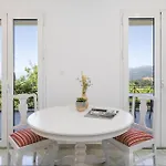 Eraora Lofts & Kefalonia Lakíthra